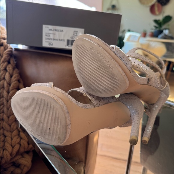 BCBGMARXAZRIA, Style MA-SNAKE SUEDE, size 6M, nude color. - Picture 6 of 7